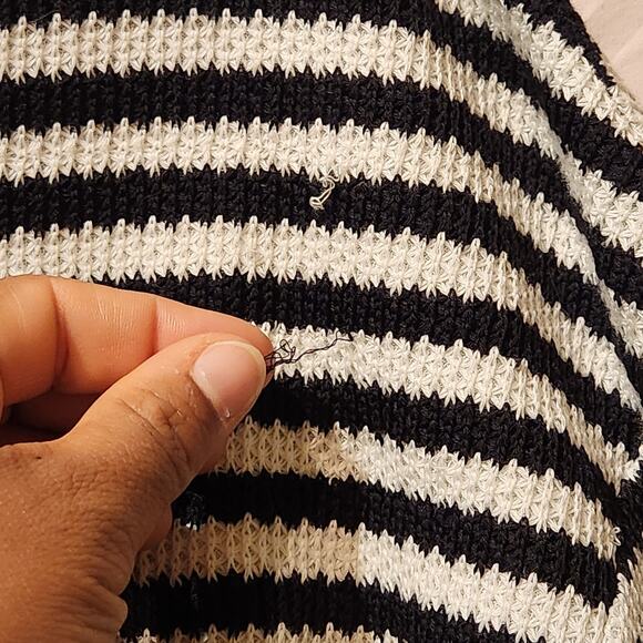 H&M Women's Sz L 'Boxy' Stripes Oversized Textured Top Lightweight Sweater - Picture 8 of 9